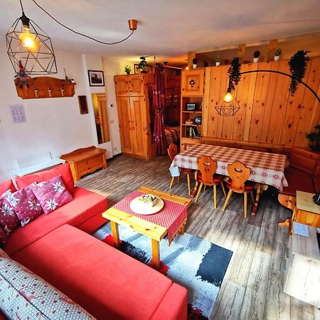 Dapolo - Cosy Appartment In Val Di Fassa Campestrin Eksteriør bilde